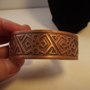 VINTAGE Solid Copper Southwestern Design Bracelet